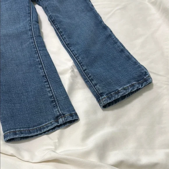 Wrangler Blue Jeans Classic Straight-Leg Fit - Picture 3 of 5